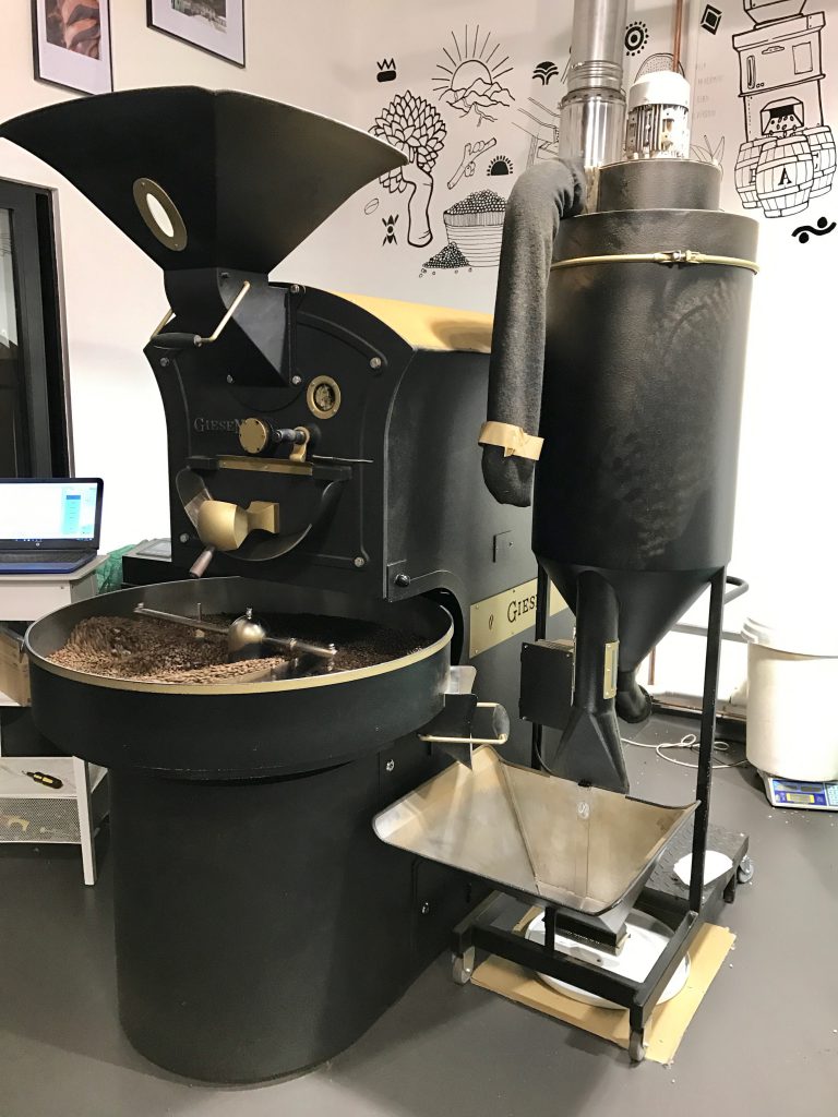 Coffee roasting machine